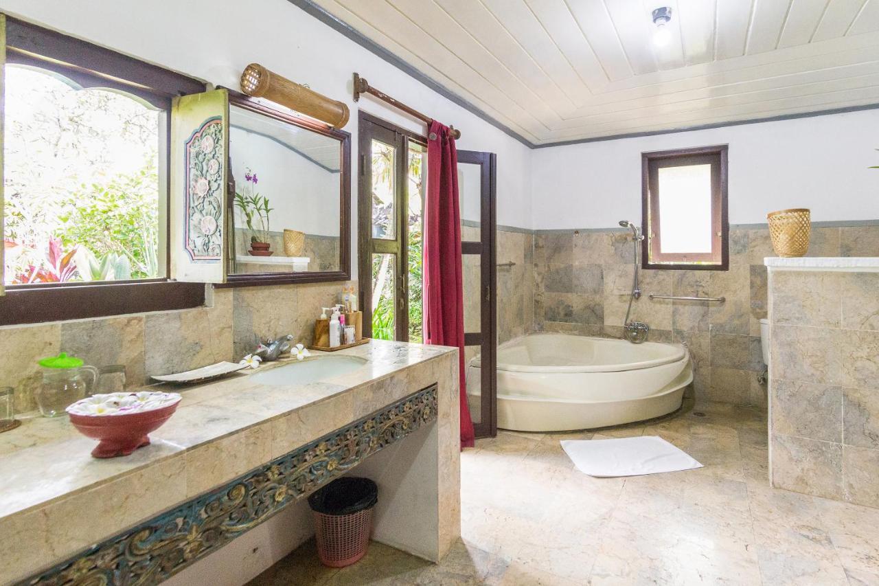 Puri Angsa Saba Apartment Керамас Екстериор снимка